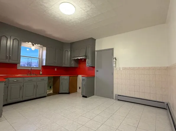 45 Sedgewick Ave Floor 2, Stratford, CT 06615