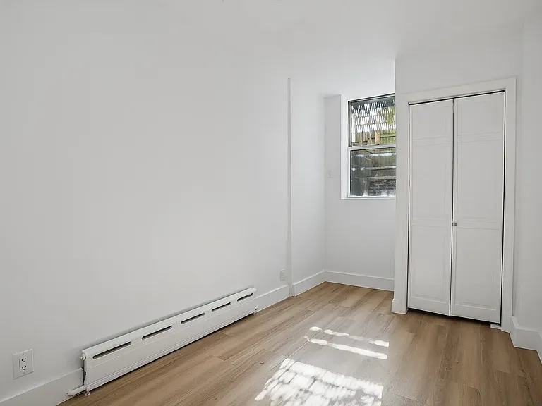 403 Henry St #1 — Photo 9