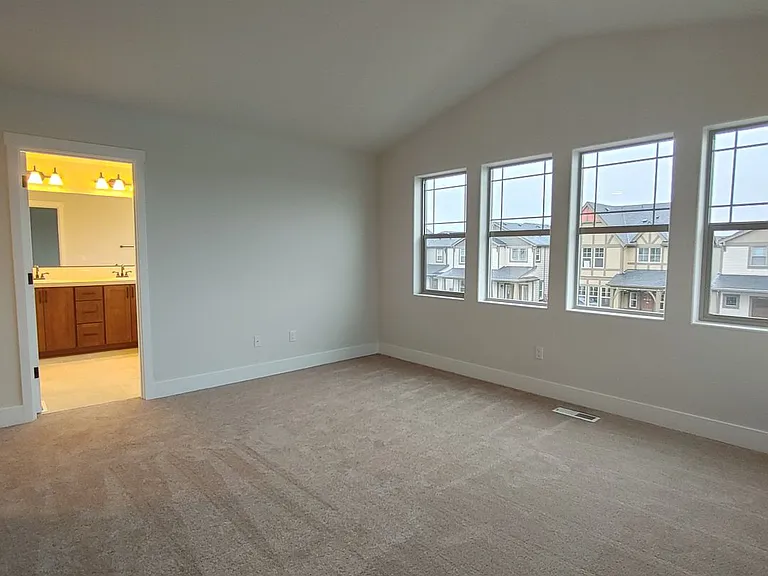 10490 NW 292nd Ave — Photo 25
