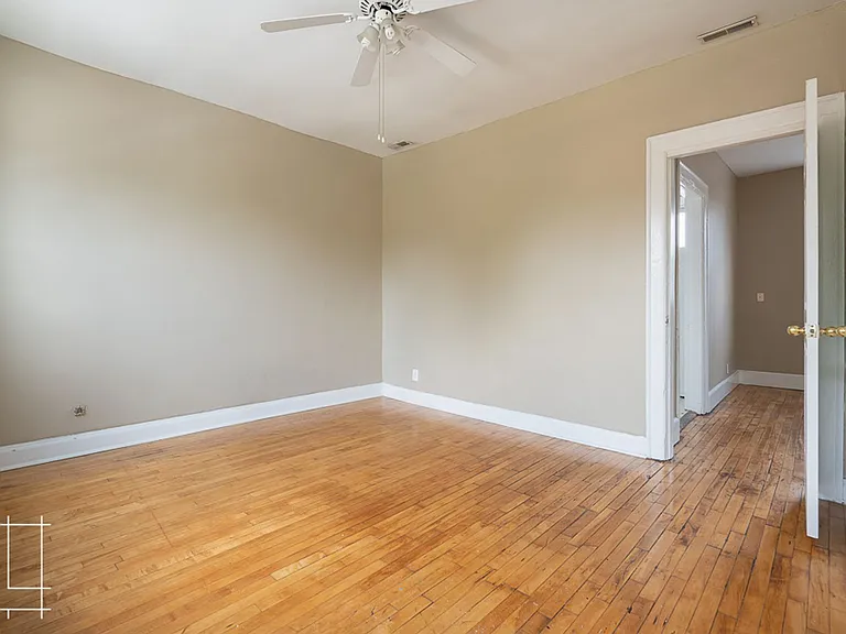 2487 Summit St #2491 — Photo 23