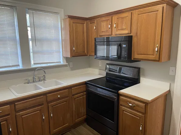1325 Donald St APT 2, Jacksonville, FL 32205