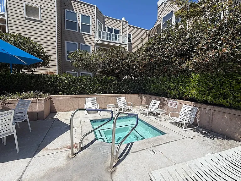 415 N 2nd St #340 — Photo 22