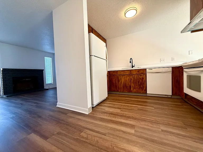 4447 SW Garden Home Rd — Photo 6