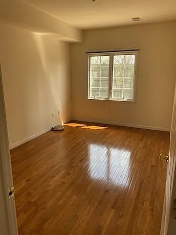 116 Garabrant St #2 — Photo 6