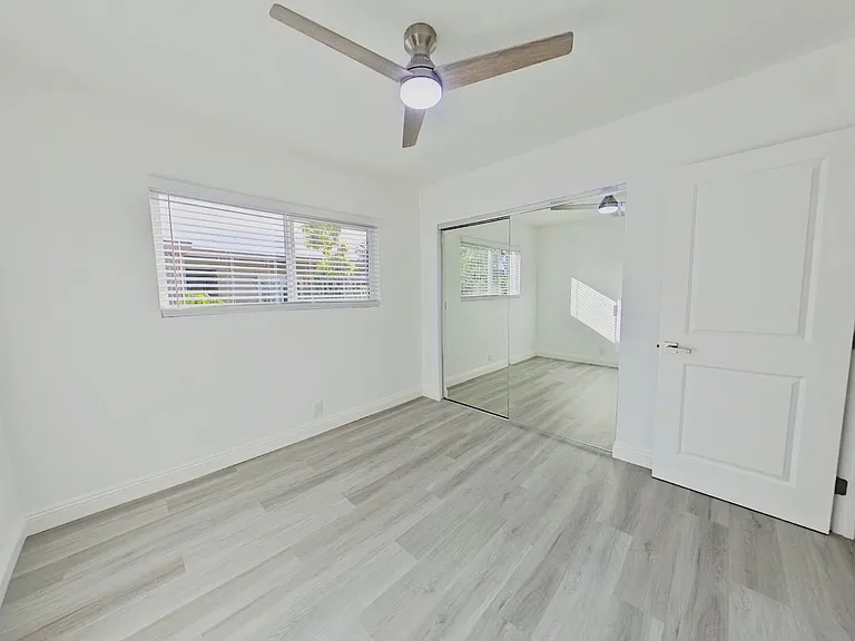 The Shade Tree Apartments — Photo 13