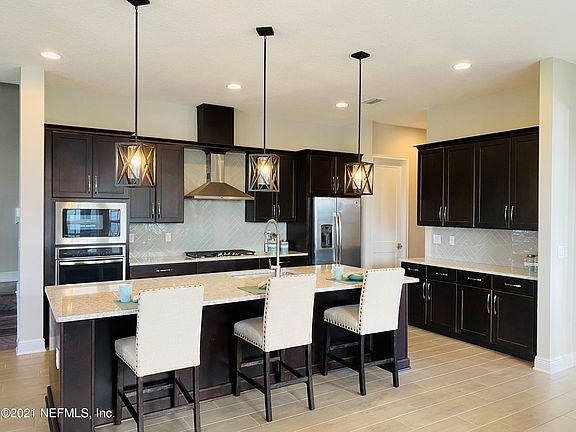 3rd image of 83 Rum Runner Way