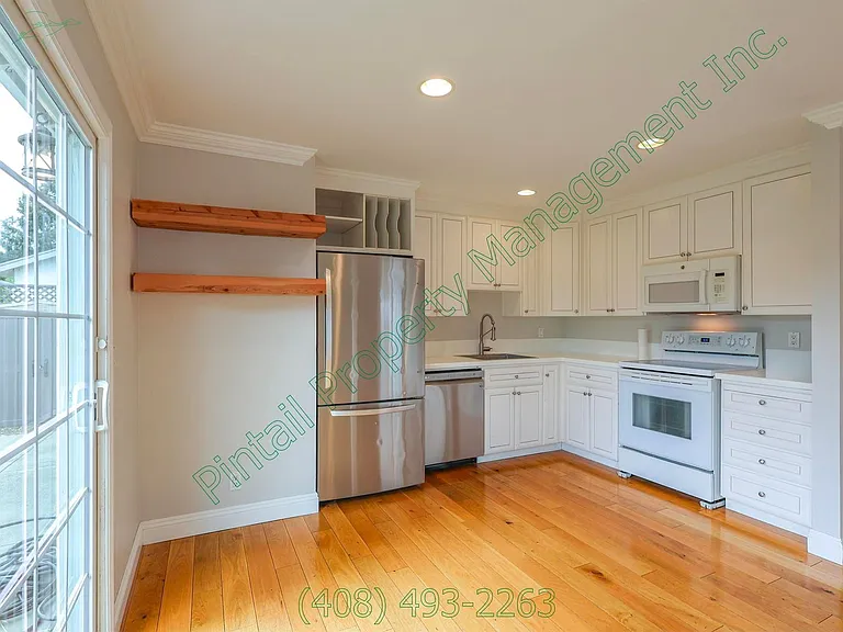 5950 Cabral Ave — Photo 8