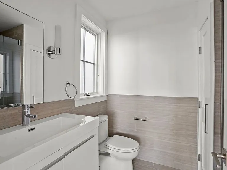 14 Hardwick St #1 — Photo 28