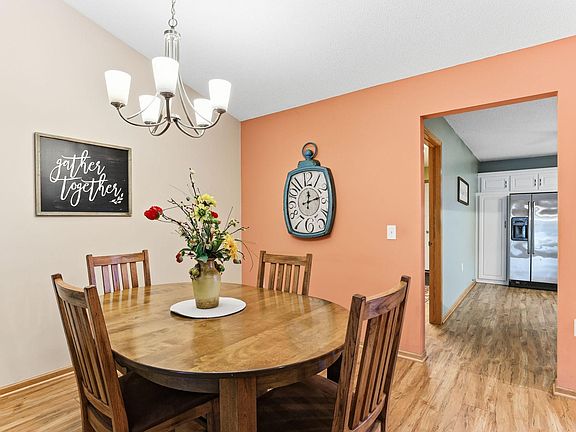 4th image of 7127 Ivy Ridge Ln