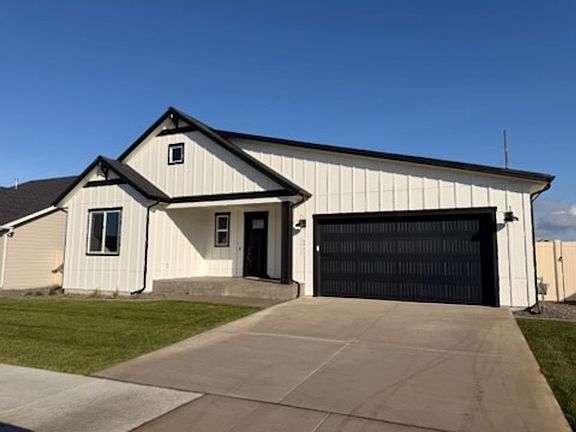 2nd image of 6866 N Coeur Terre Blvd #D