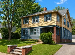 3305 E Overlook Rd APT 3, Cleveland, OH 44118