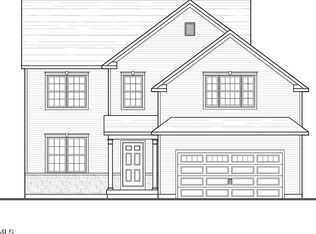 13 Pembroke St, Clifton Park, NY