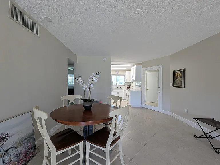 331 Tequesta Dr #123 — Photo 5