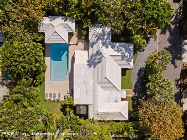 257 Fairview Rd, Palm Beach, FL 33480