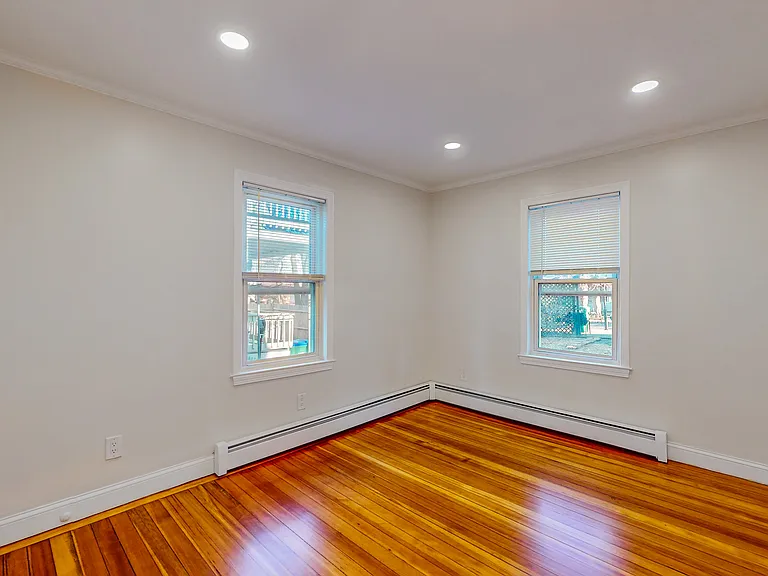 7 Smith St #1 — Photo 13