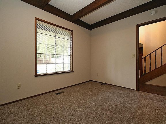 2nd image of 15002 SE 47th St