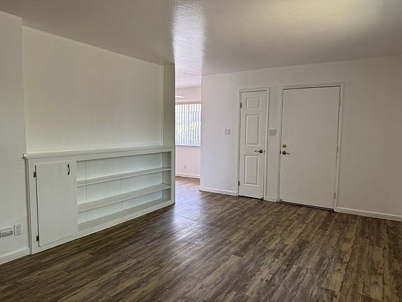5th image of 5500 Walnut Ave Unit 6
