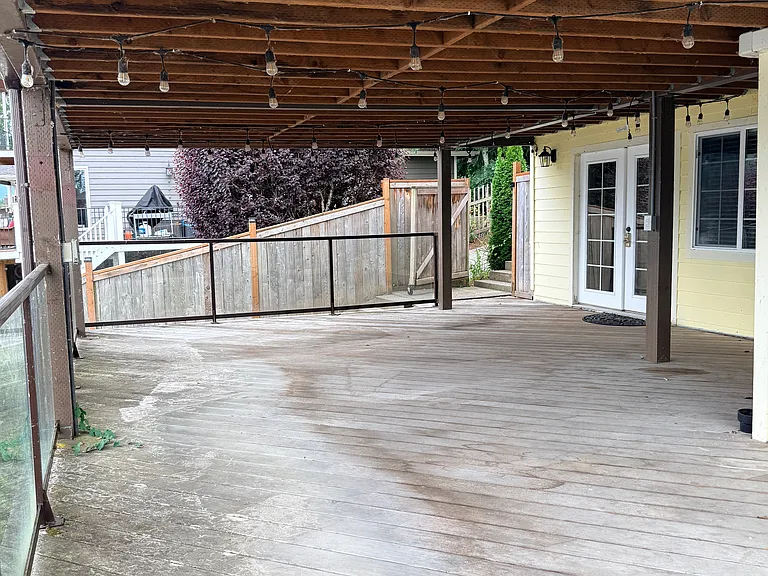 2524 W Lake Sammamish Pkwy NE — Photo 20