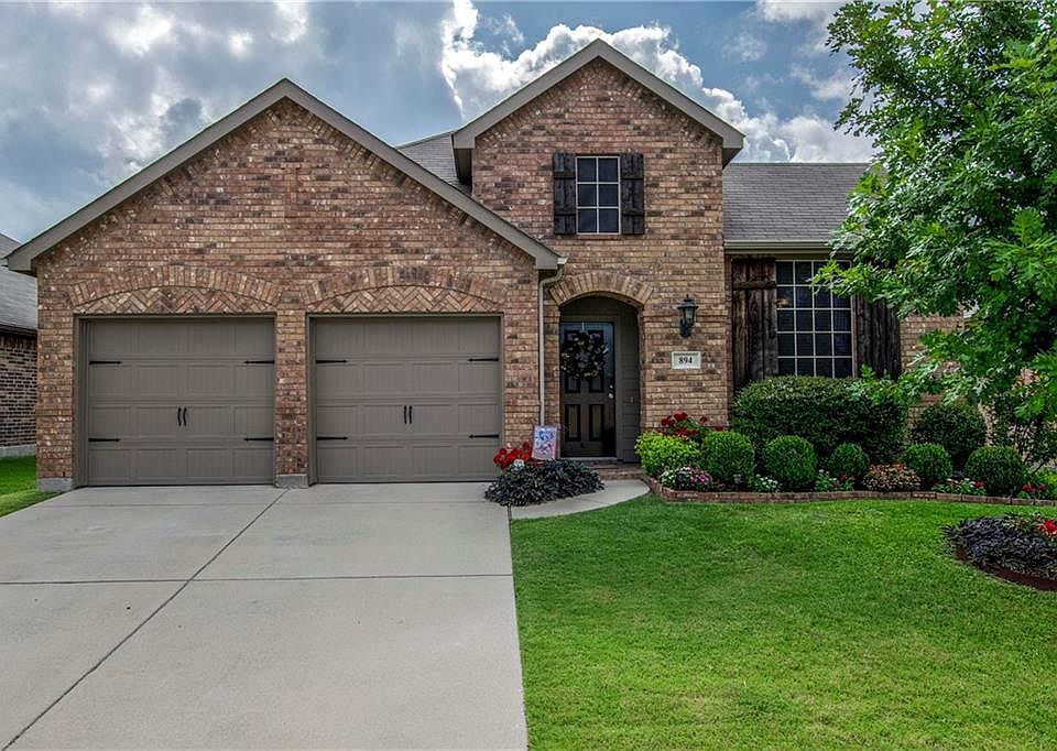 1st image of 894 Baldcypress Dr