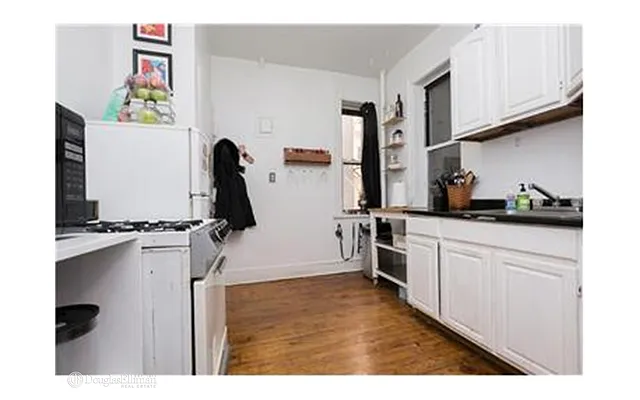 Rented by Douglas Elliman | media 3