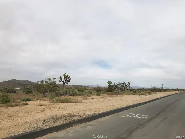 6650 La Contenta Rd, Yucca Valley, CA 92284