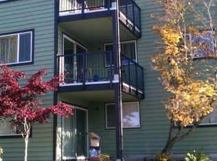 13013 E Gibson Rd APT M323, Everett, WA 98204