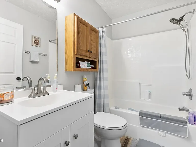 2121 Turkey Trl — Photo 17