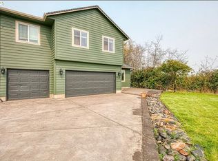 914 Arrow Leaf Pl, Harrisburg, OR 97446