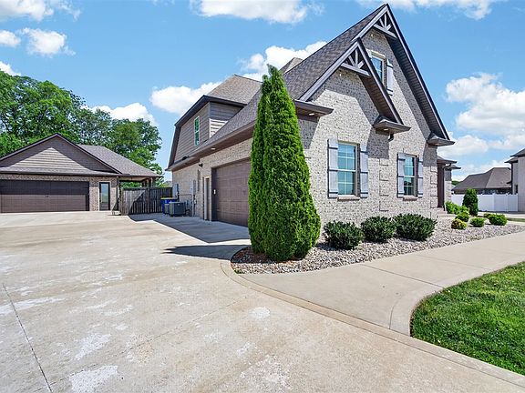 3rd image of 3139 Gable Ridge Ln