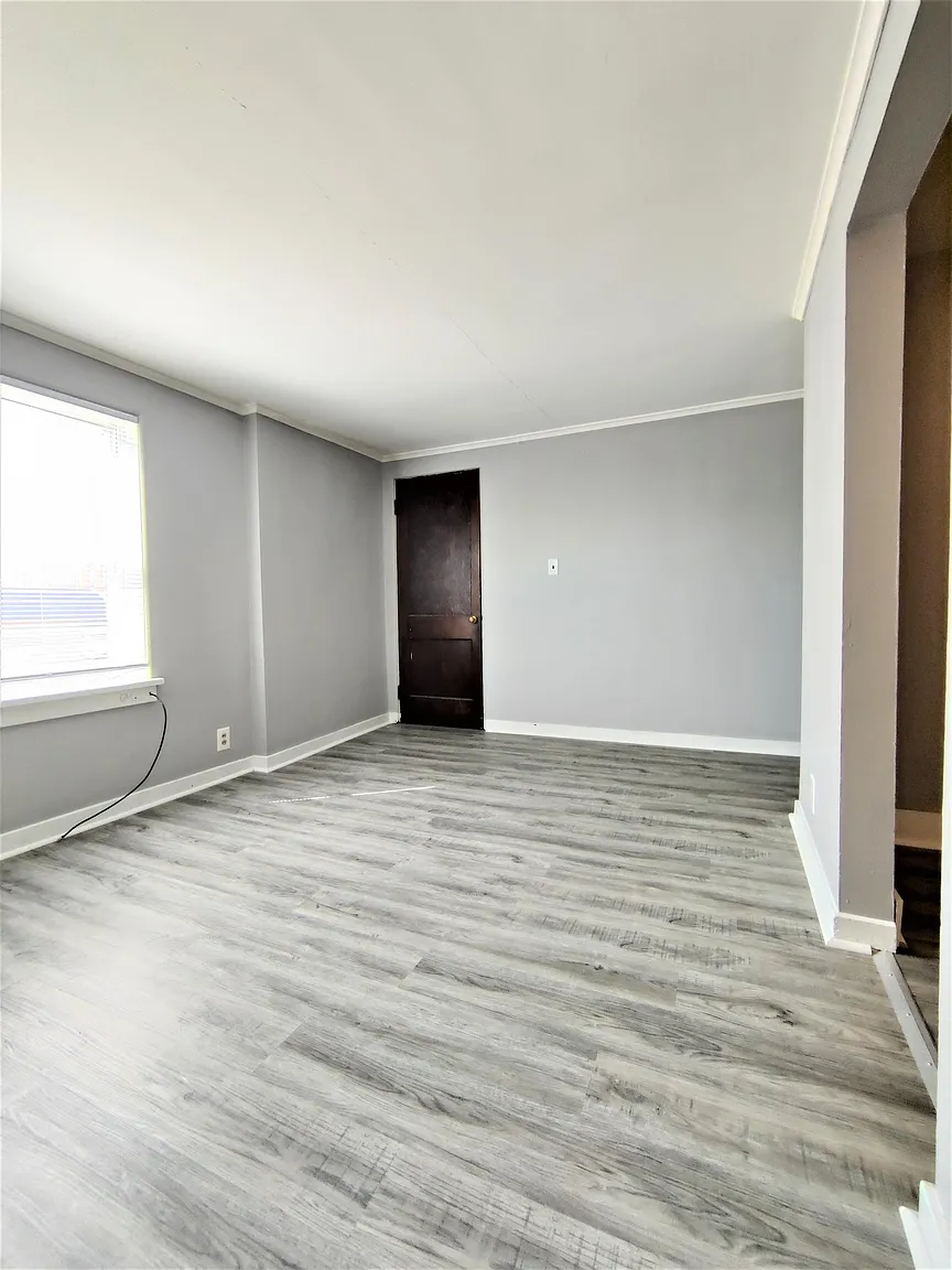 105 E Lincoln Ave #3 photo 1