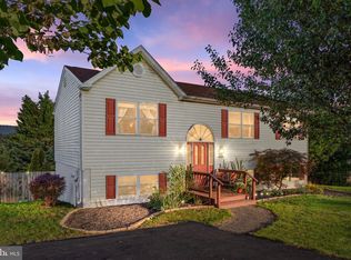 172 Greenleaf Rd, Strasburg, VA 22657