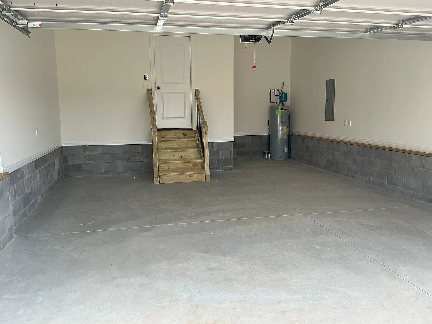 Brand-New 3 Bedroom, 2 Bathroom Home Sagecrest Ct. — Photo 2