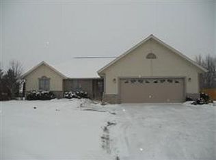 222 Forest St, Fox Lake, WI 53933