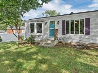 32 Wade Rd, Woonsocket, RI 02895