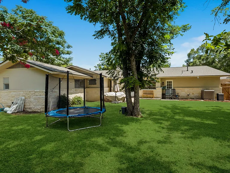 6807 Connie Mack St — Photo 13