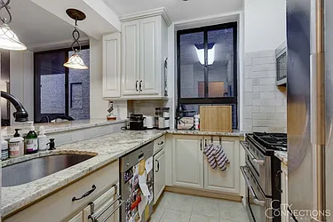 Rented by City Connections Realty