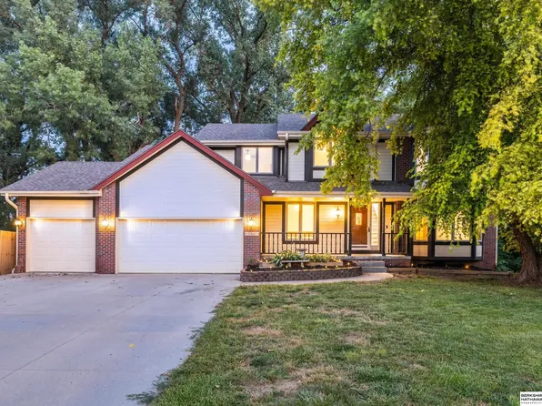 17327 P St, Omaha, NE 68135