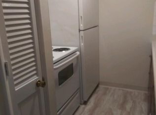 7704 Woodstock Rd APT F, Saint Louis, MO 63135