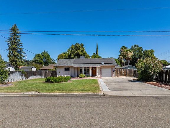 3rd image of 818 Olive St