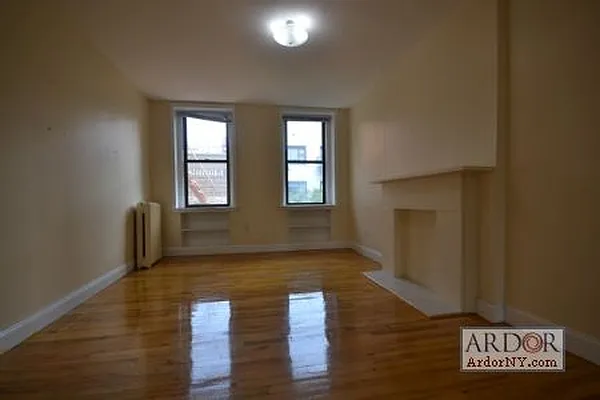 Rented by ArdorNY | media 7