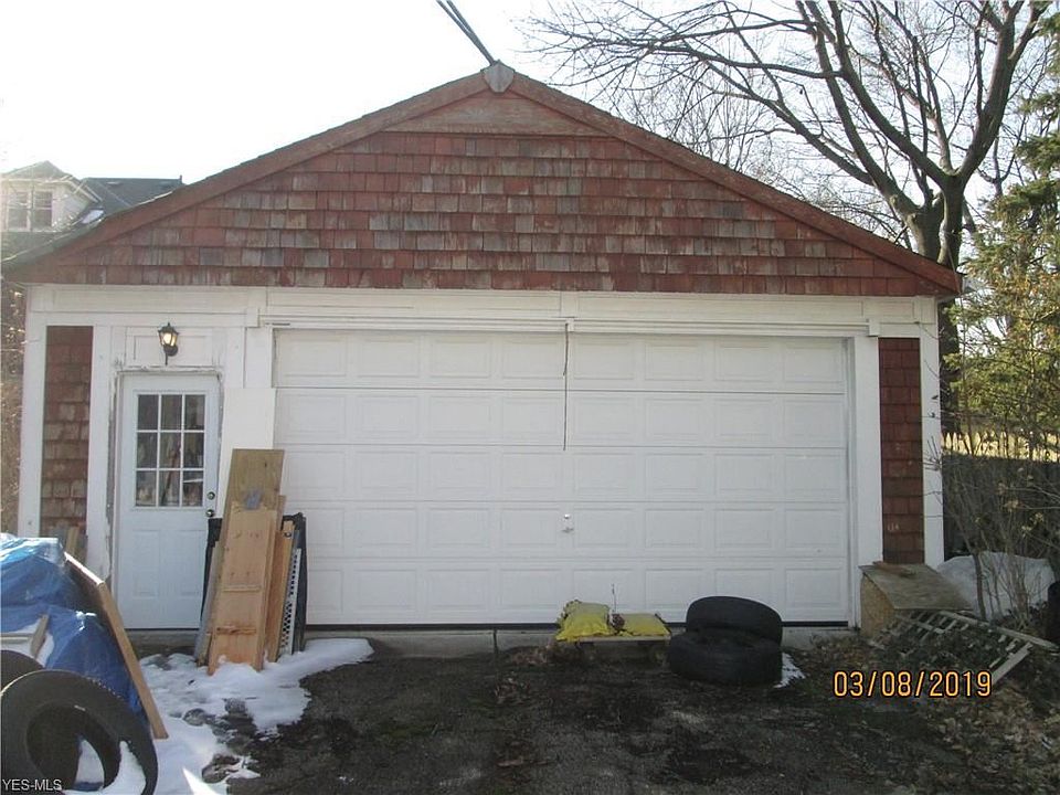 2nd image of 12737 Cedar Rd