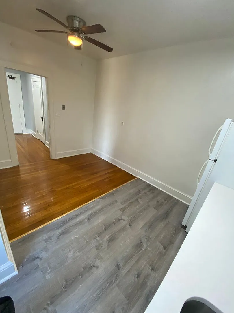 Berkeley Arms Apartment Homes — Photo 3