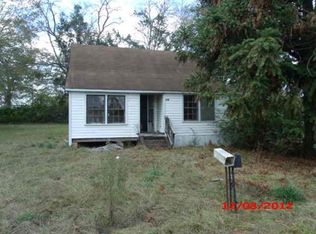 269 Glausier St SE, Pelham, GA 31779