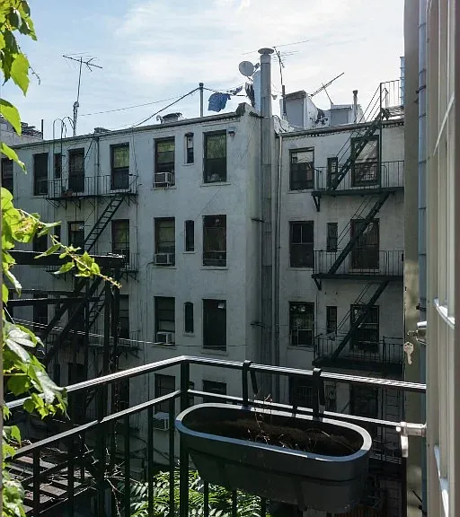 436 W 52nd St #8D — Photo 9