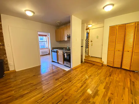 Rented by Best Apartments North Inc | media 33