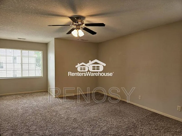 1400 S 52nd St #60 — Photo 16