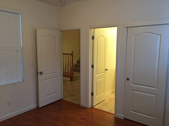3rd image of 3975 Scordia Way