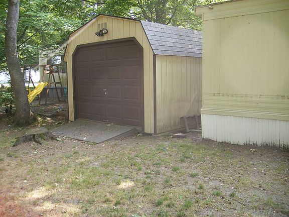 shed with garage type door