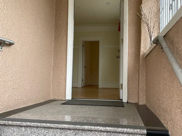 180 Ocean Ave #1, San Francisco, CA 94112