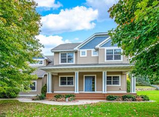 5739 Morgan Trl, White Bear Township, MN 55110